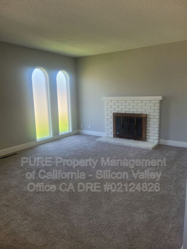 2451 Kennedy Ave photo 4