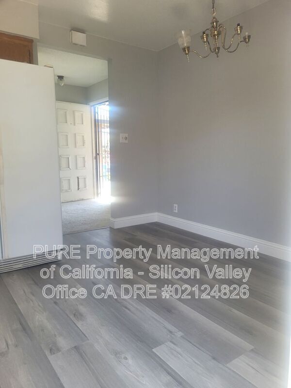 2451 Kennedy Ave photo 5