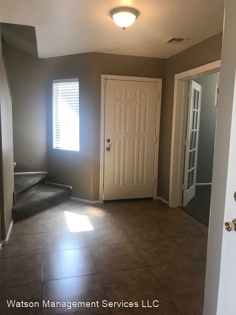 387 E Leslie Ave Queen Creek, AZ 85140 photo 2