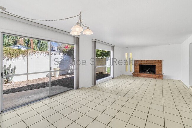 6050 N Calle Mio Phoenix, AZ 85014 photo 4