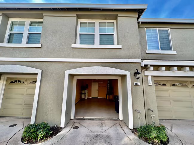 6637 Forget Me Not Livermore, CA 94551 photo 2