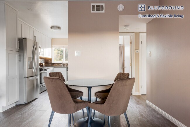 710 Laurel Ave San Mateo, CA 94401 photo 5