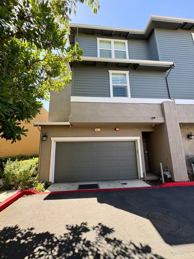 1658 N Pole Pl San Jose, CA 95124 photo 4