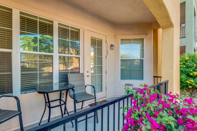 14575 W Mountain View Blvd Surprise, AZ 85374 photo 4