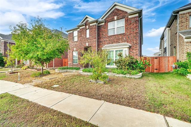 345 Twin Creeks Drive, Garland, TX 75040 photo 2