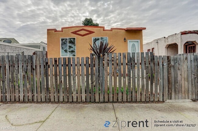 2432 Cutting Boulevard, Richmond, CA 94804 photo 2