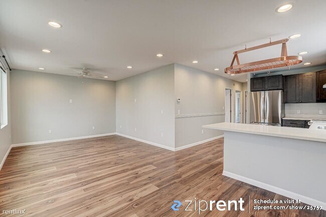 2432 Cutting Boulevard, Richmond, CA 94804 photo 3