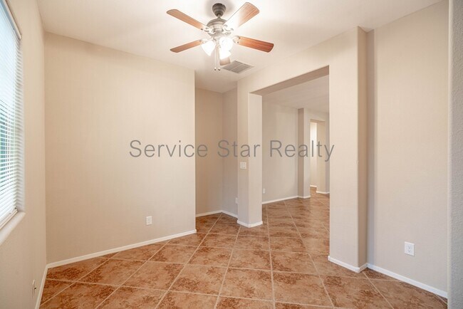 224 N 193rd Ave photo 5