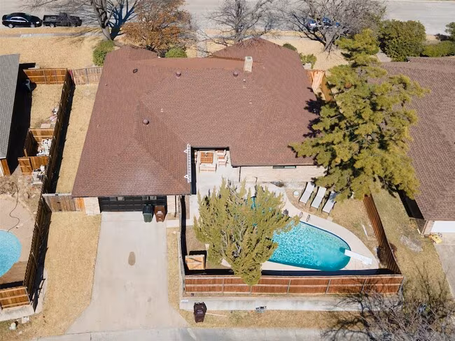 2212 Parkhaven Dr Plano, TX 75075 photo 3