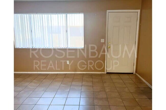 3313 W Harmont Dr Phoenix, AZ 85051 photo 2