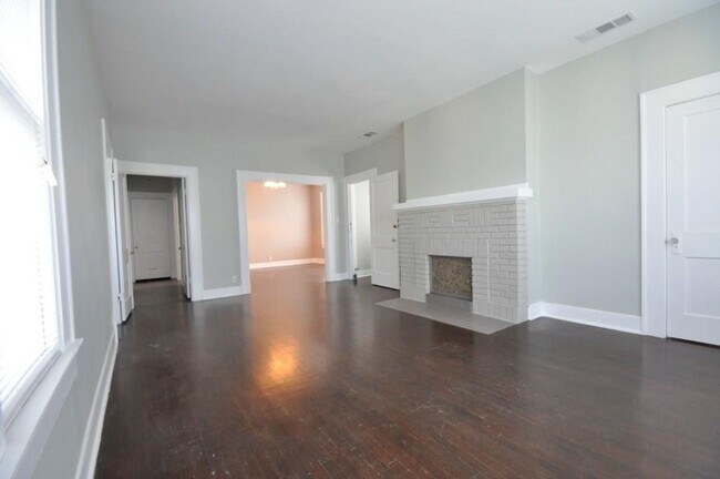 1410-1412 Kings Hwy Dallas, TX 75208 photo 4