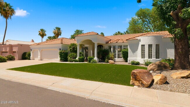 8638 E Dahlia Dr Scottsdale, AZ 85260 photo 4