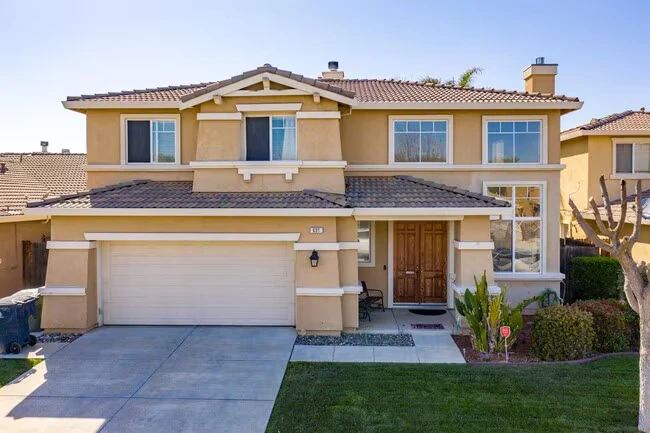 491 Clarence Bromell St Tracy, CA 95377 photo 2