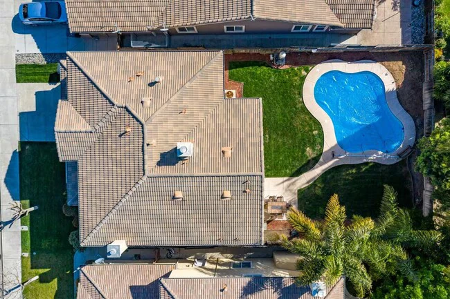 491 Clarence Bromell St Tracy, CA 95377 photo 3
