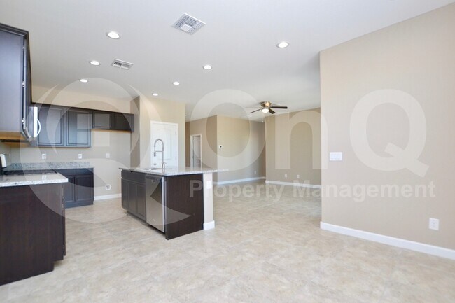 2223 North Camden Drive, Florence, AZ 85132 photo 4