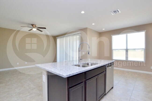 2223 North Camden Drive, Florence, AZ 85132 photo 5