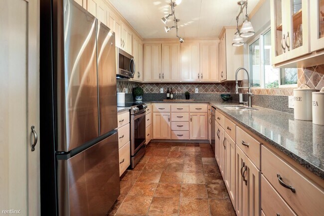 600 Pennsylvania Avenue, Los Gatos, CA 95030 photo 4