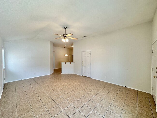 211 Dale Earnhardt Dr Harker Heights, TX 76548 photo 3