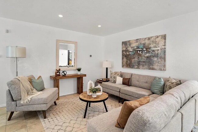 4262 Wilson Ave San Diego, CA 92104 photo 2