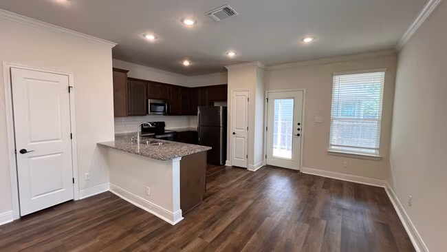 10323 Candlewood Wy San Antonio, TX 78245 photo 3