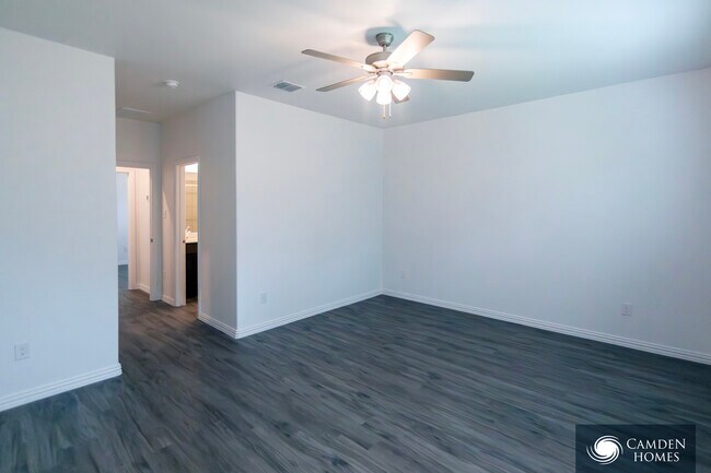 4526 Foxton Ln Dallas, TX 75236 photo 5