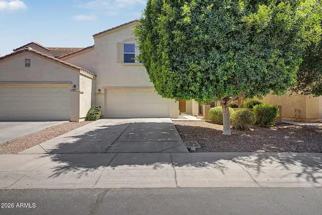 8777 W Dahlia Dr Peoria, AZ 85381 photo 4