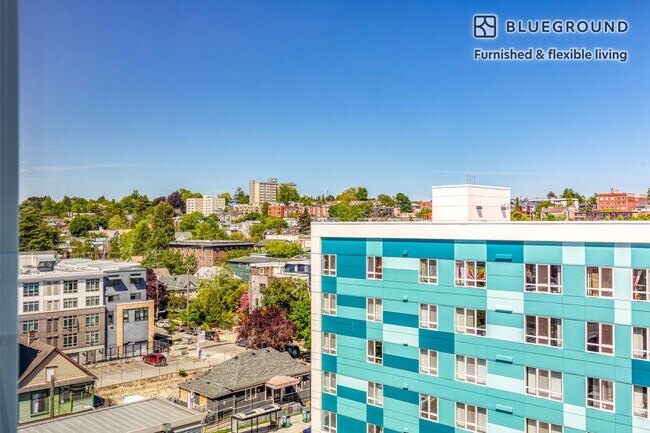 118 Broadway E Seattle, WA 98102 photo 3