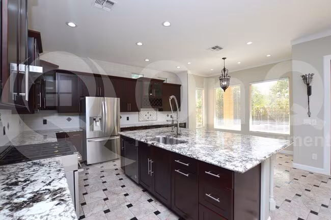 3042 S Seton Ave Gilbert, AZ 85295 photo 3