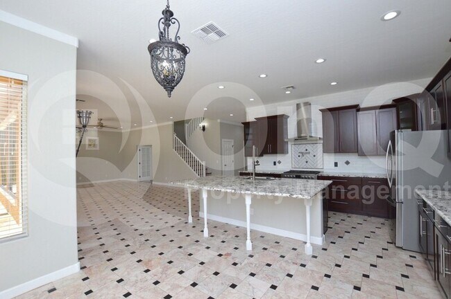3042 S Seton Ave Gilbert, AZ 85295 photo 4