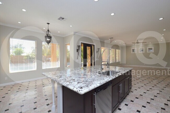 3042 S Seton Ave Gilbert, AZ 85295 photo 5