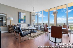 610 E Market St San Antonio, TX 78205 photo 5