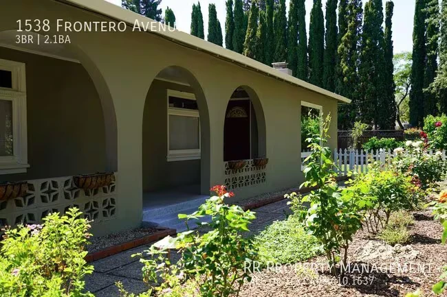 1538 Frontero Ave Los Altos, CA 94024 photo 2