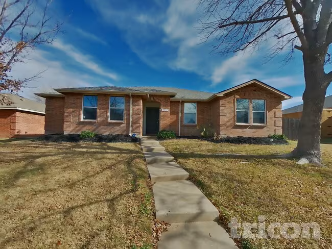 1837 Wildrose Dr Rockwall, TX 75032 photo 2