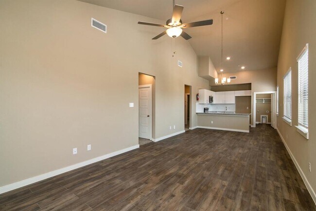 607 Harvest Moon Drive, Venus, TX 76084 photo 5