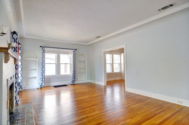 2517 Wabash Ave Fort Worth, TX 76109 photo 3