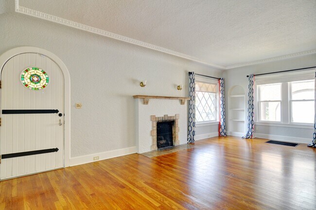 2517 Wabash Ave Fort Worth, TX 76109 photo 4