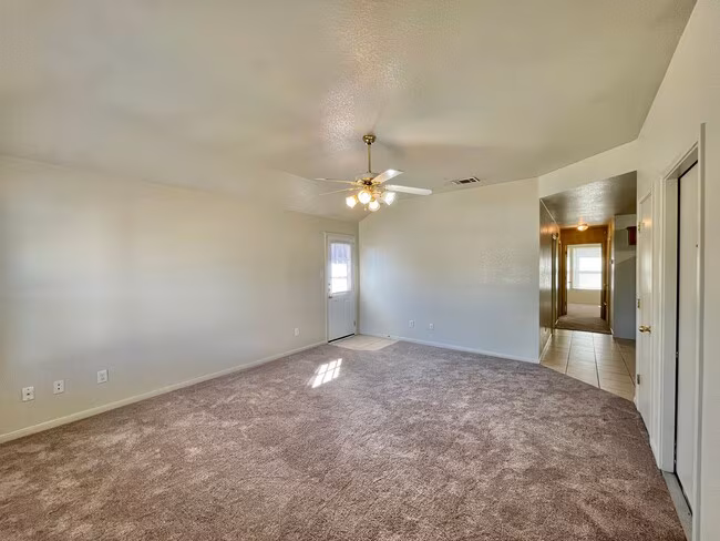 1500 Cinch Dr Killeen, TX 76549 photo 4