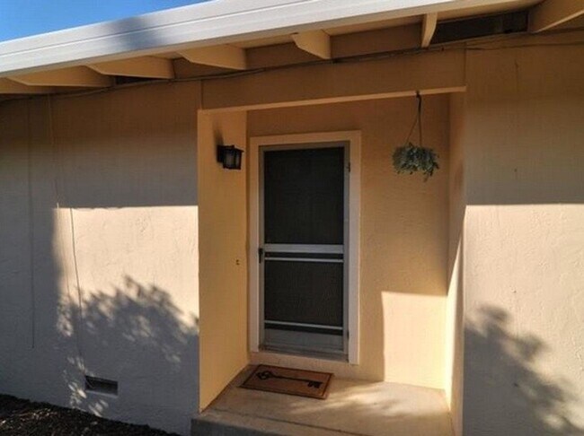 415 Pinehurst Ave Los Gatos, CA 95032 photo 2