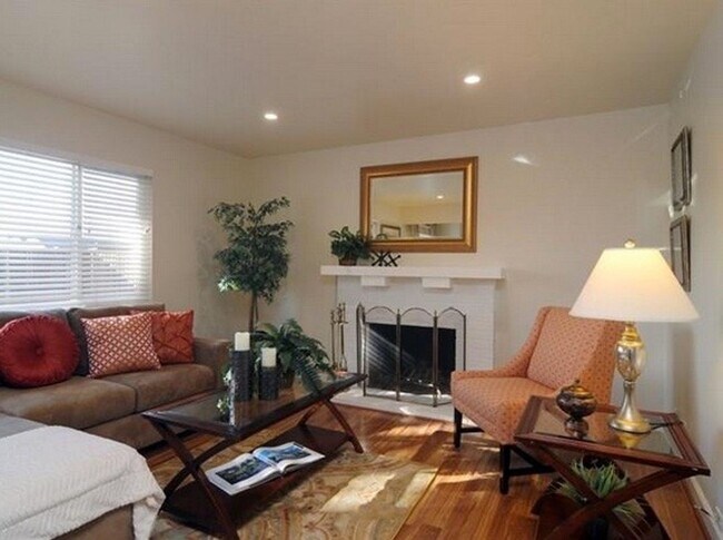 415 Pinehurst Ave Los Gatos, CA 95032 photo 4