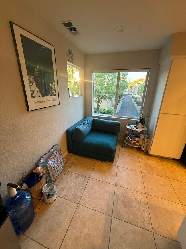 4626 Central Pkwy Dublin, CA 94568 photo 3
