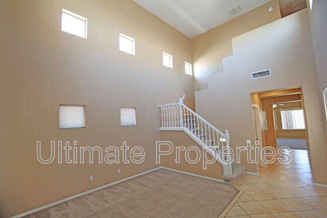 9234 W Milkweed Loop Phoenix, AZ 85037 photo 3
