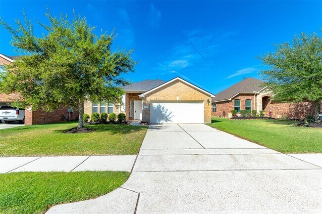 24807 Lazy Tee Lane, Tomball, TX 77375 photo 3