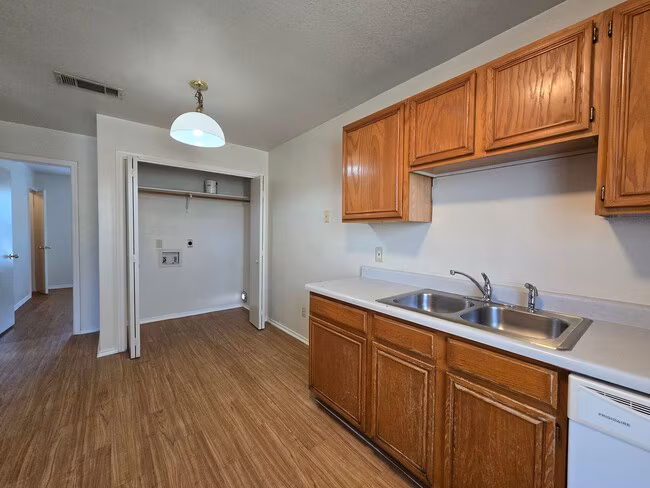 1703 Cedarhill Dr Killeen, TX 76543 photo 4