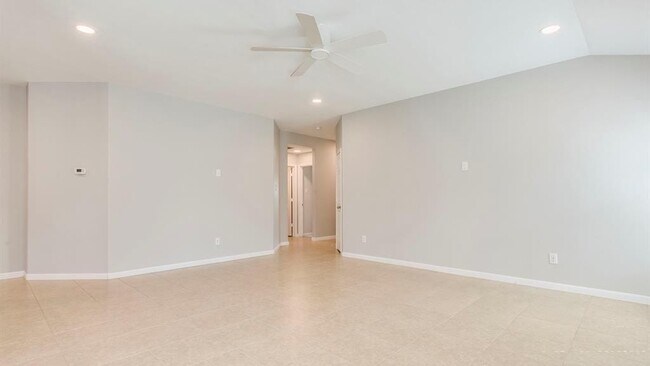 141 Linden Ln San Marcos, TX 78666 photo 4