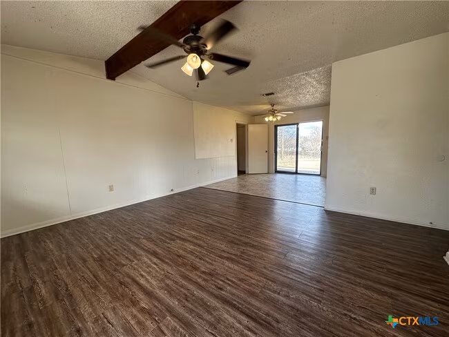 2905 Persimmon Dr Killeen, TX 76543 photo 2