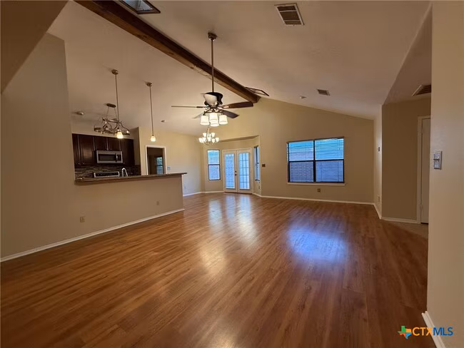 758 Briarbend Dr New Braunfels, TX 78130 photo 5
