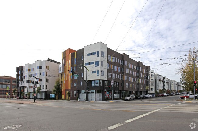 Armstrong Place Senior Housing photo 4