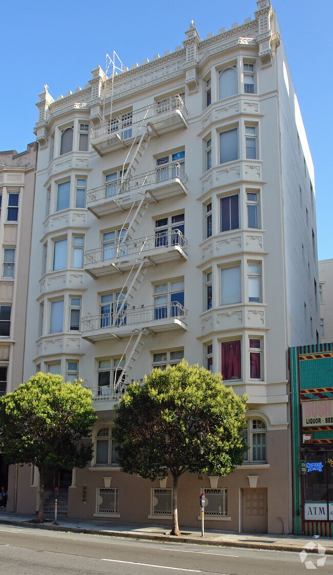 Bush Tower Apartments photo 4