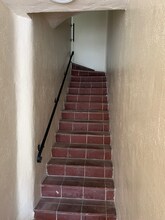 10 Pueblo St San Francisco, CA 94134 photo 2