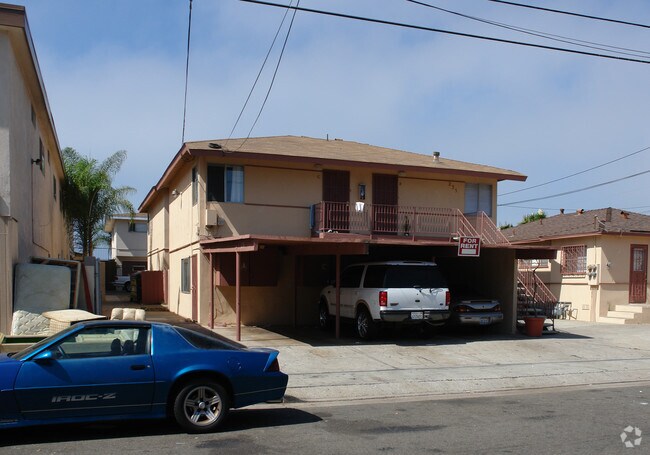 235 South Weitzel Street, Oceanside, CA 92054 photo 2